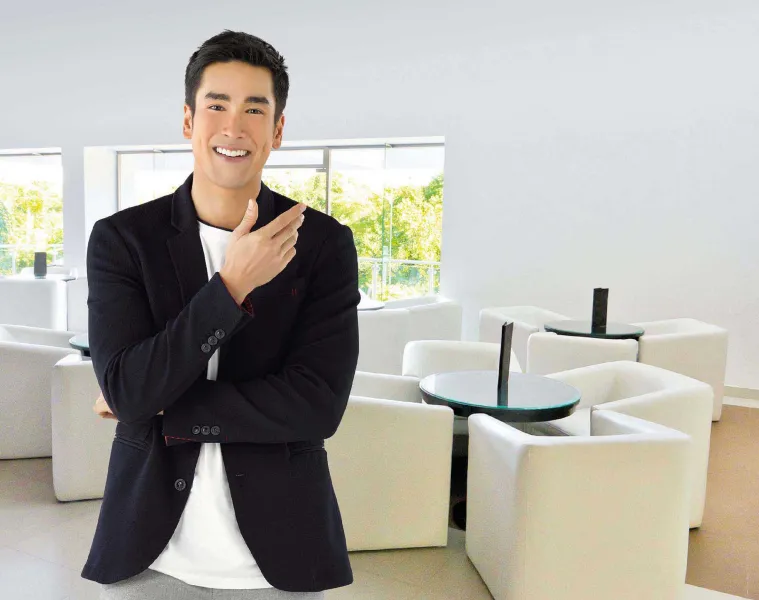 SkyAir Ceiling Suspended Type - Marketing Image 1